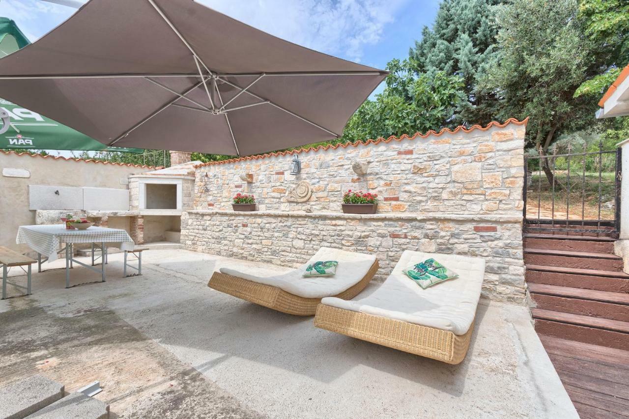 Wellness Apartman Kaiser Πούλα Εξωτερικό φωτογραφία