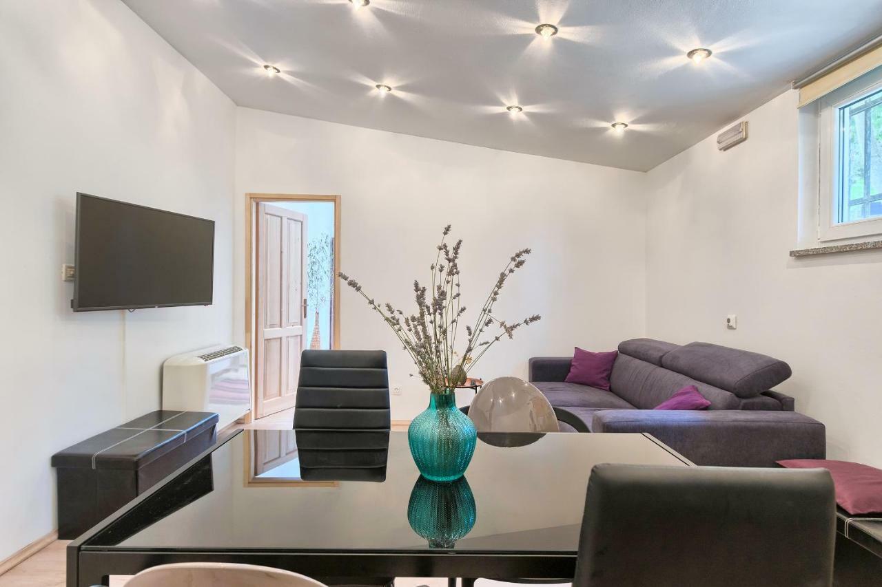 Wellness Apartman Kaiser Πούλα Εξωτερικό φωτογραφία
